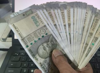 इस्रायली मशीनमधून सैनिक बनवण्याच्या नावाखाली कानपूरमध्ये दरोडा, जाणुन घ्या केव्हा गुंडांनी उधळली मोठी रक्कम