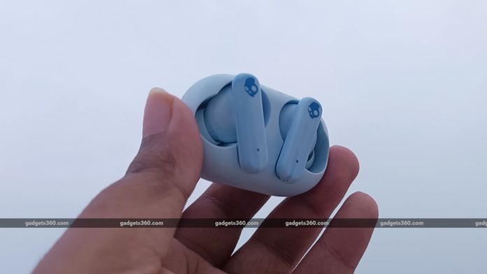 Skullcandy EcoBuds पुनरावलोकन: कानासाठी चांगले (th)?